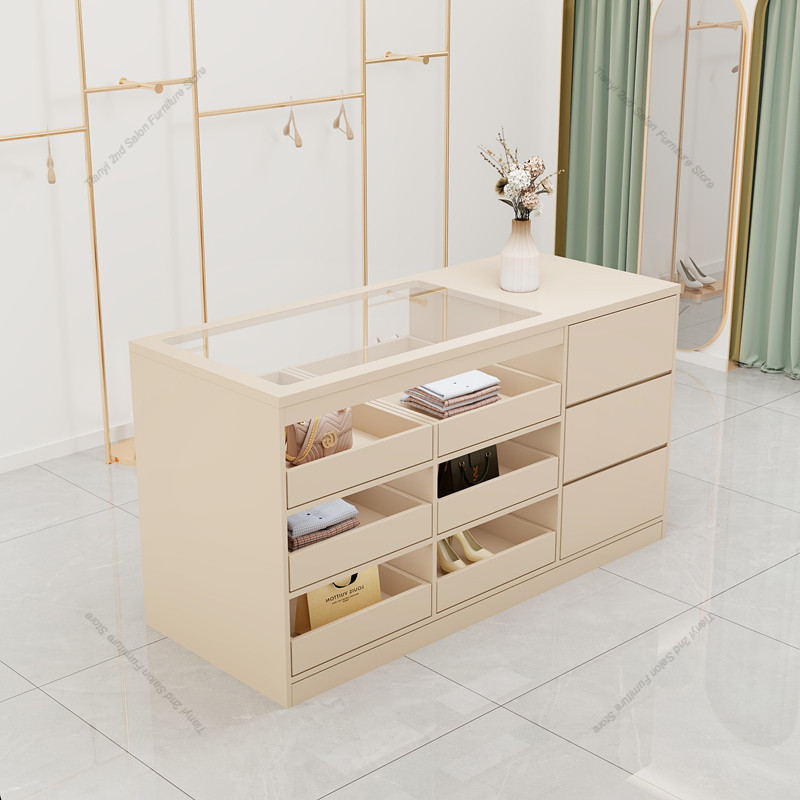 Storage & Organization - モダンなデザインのクリエイティブな衣料品店向け、アイランド型キャビネット、多層収納、ディスプレイ、レジカウンター、ガラス製装飾品、オフィス家具、FYMS