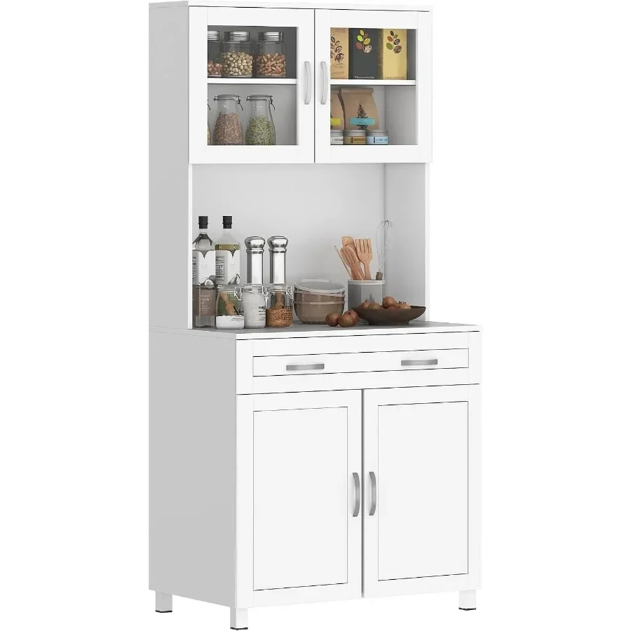 Kitchen - 67cm幅のパントリーキャビネット。収納に便利なキッチン収納棚。白いMDF素材で、強化ガラス製の扉とソフトクローズ機能付きの引き出しが付いています。