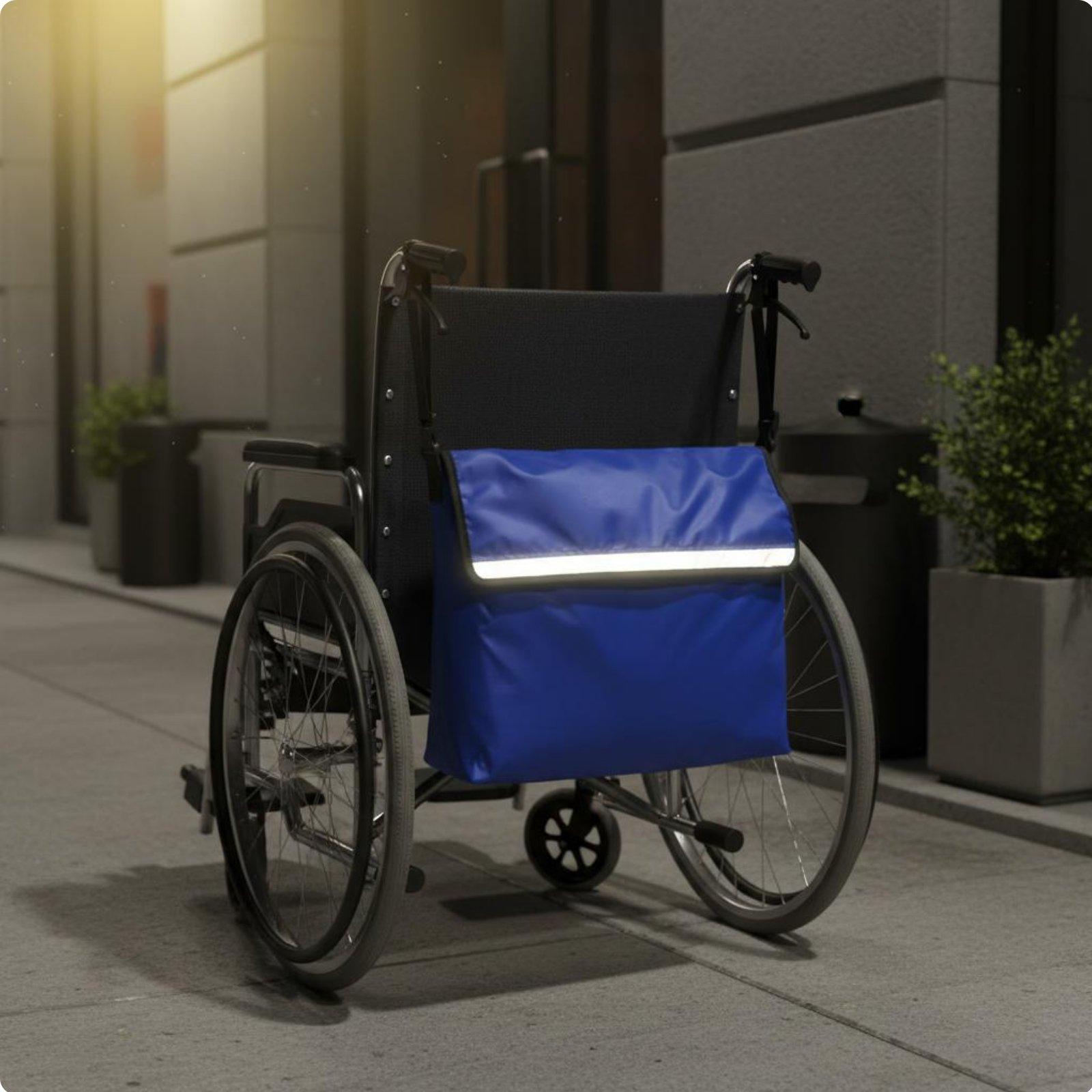 Storage & Organization - 背面ポーチ付きオーガナイザーバッグ。オックスフォード生地製。電動車椅子用収納ホルダー。旅行時の小物を収納できる便利なポーチ。