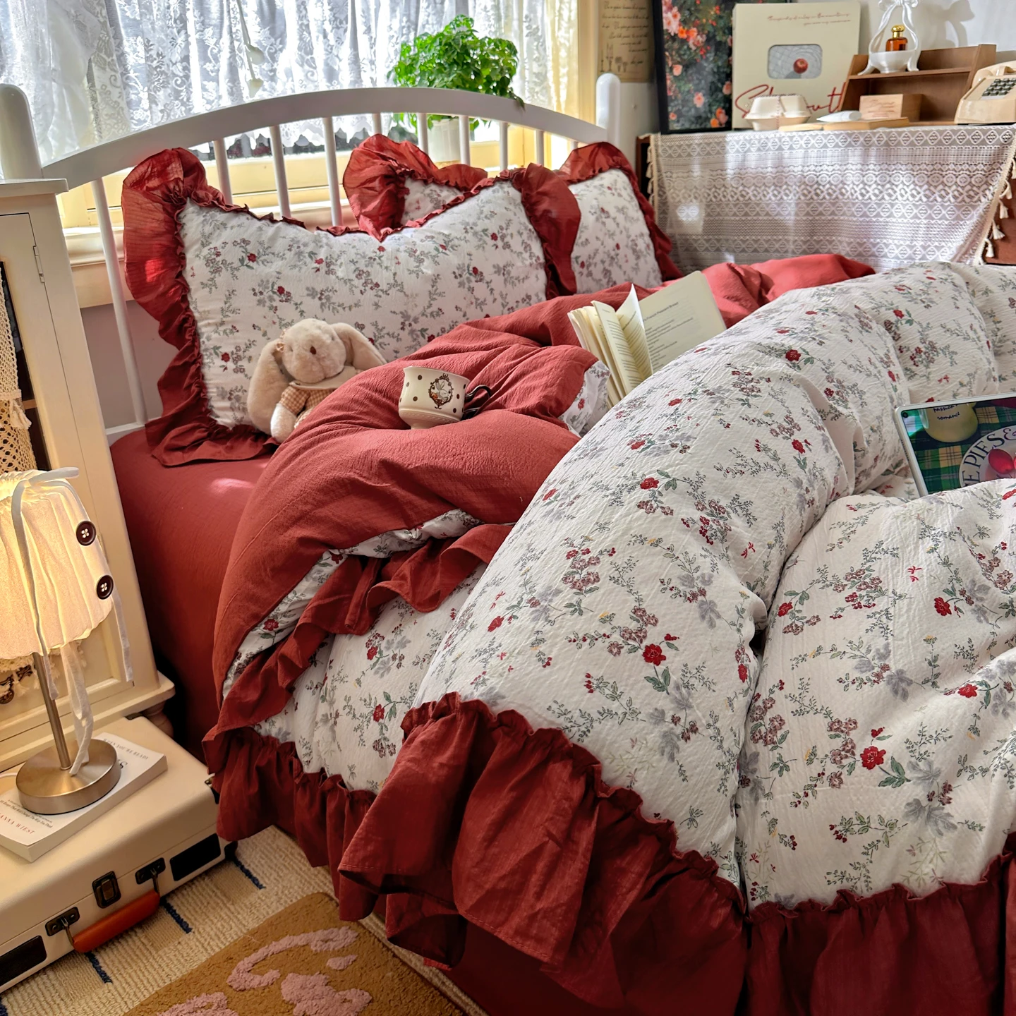 フランス風のヴィンテージ調ベッドリネンセット。カントリー調の - Aesthetic Floral Duvet Cover のレビューと価格